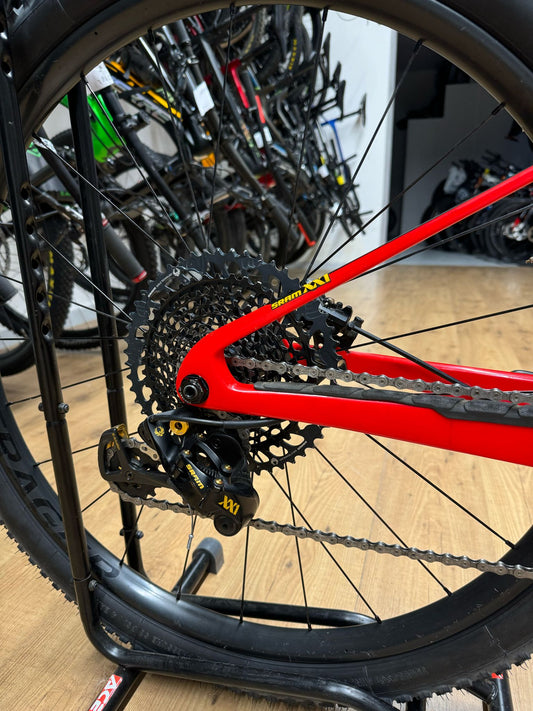 Trek Supercaliber Taille ML - Utilisé