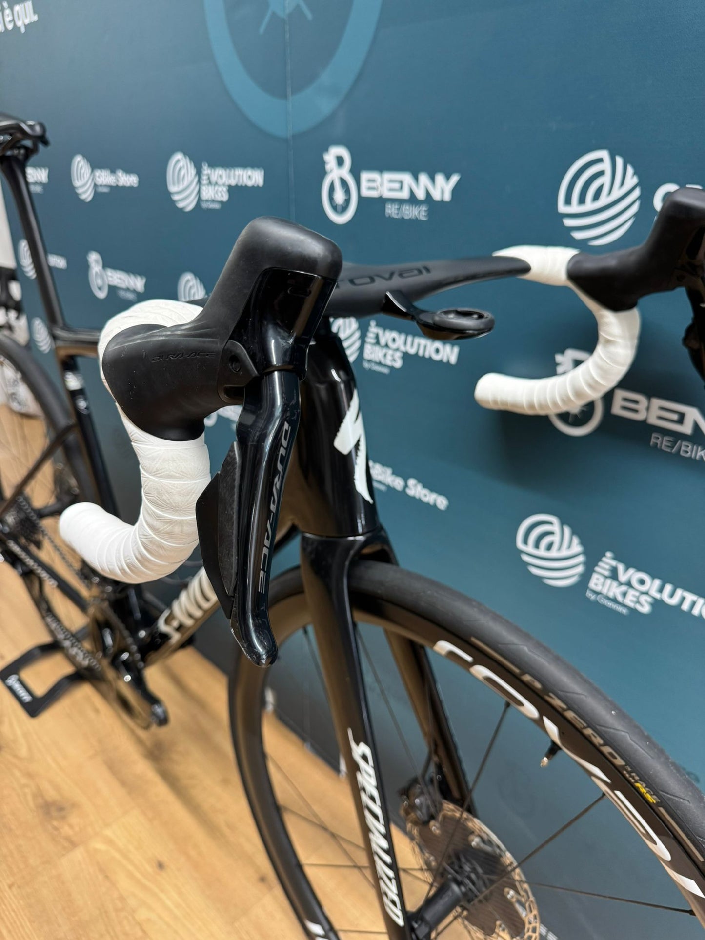 S-Works Tarmac SL8 Dura-Ace Di2 12v Taille 56 - Occasion