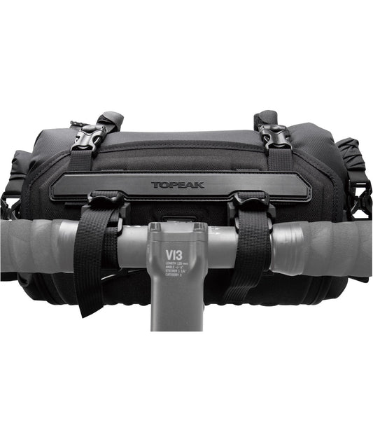 Bag at the Topaak Frontloader 8L Waterproof handlebar with velcro straps and black buckles