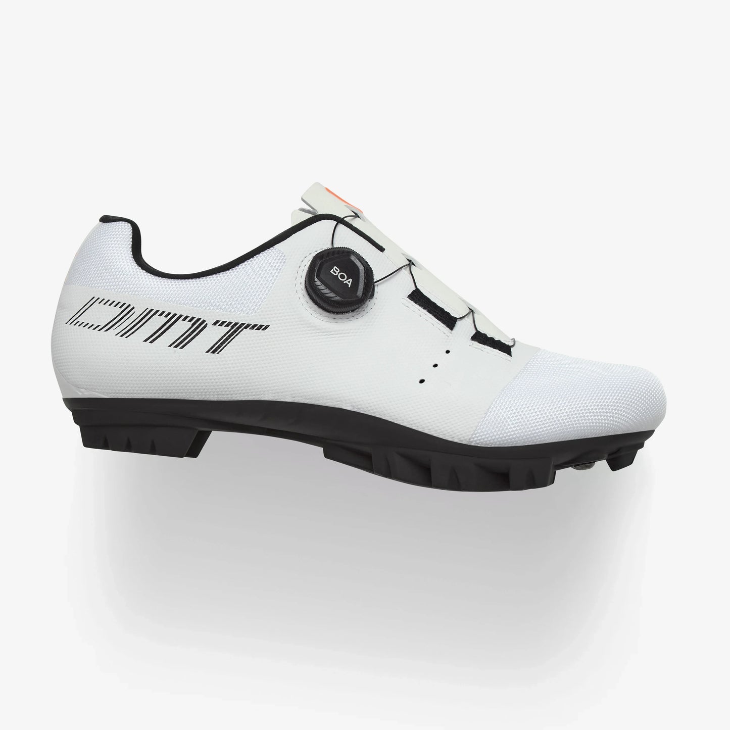 DMT KM4 2025 Schuhe