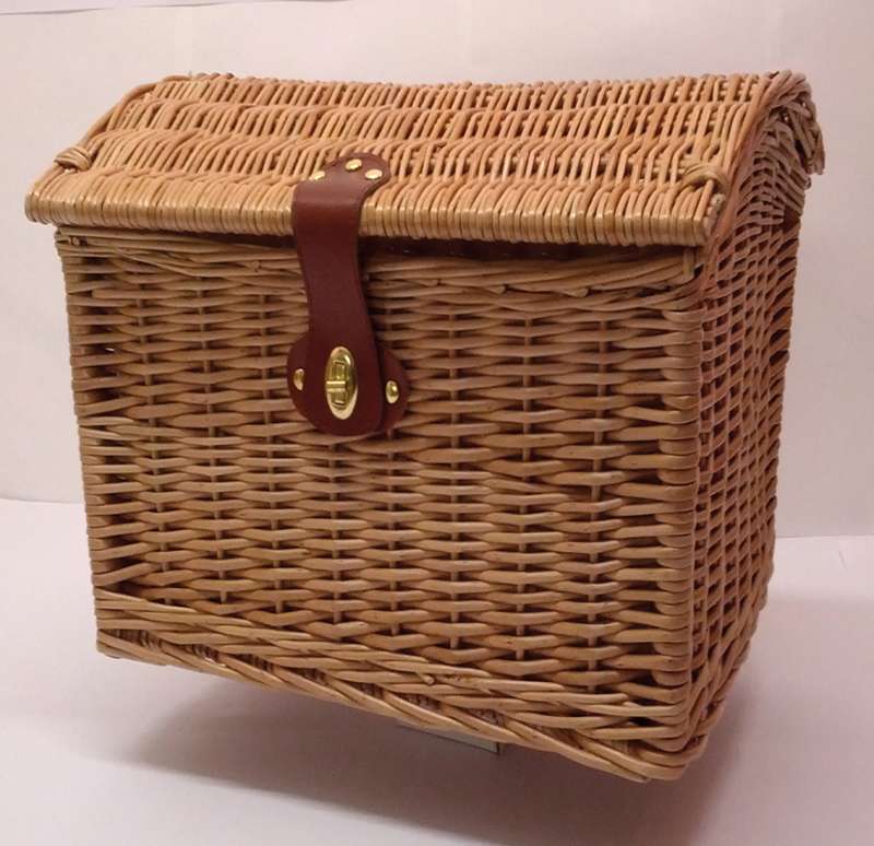 Cesta Trasera GRANDE 42x30x22/28cm como Baúl en Mimbre Marrón
