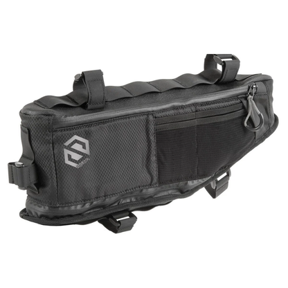 Skuad Gradel Triangle tu bolso