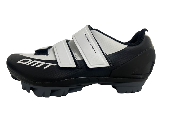 Chaussures Dmt M6