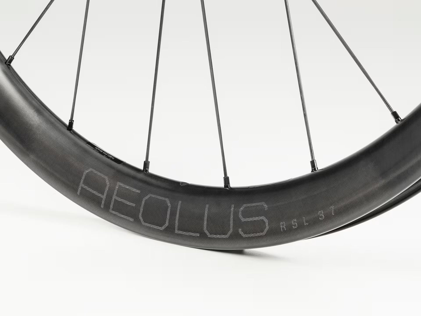 Bontrager Aeolus RSL 37 TLR DISC FEELS