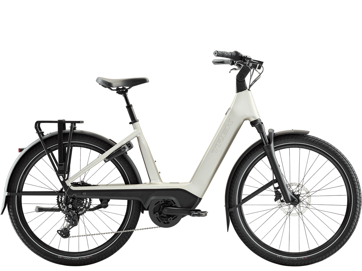 Trek Charter+ 4 R9 540Wh Lowstep Lunar Silver