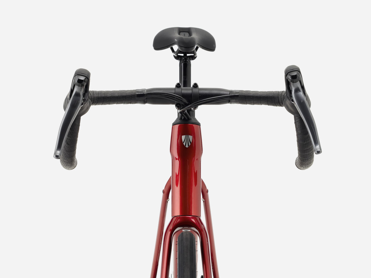 Trek Domane AL 2 Gen 4 Fury Red