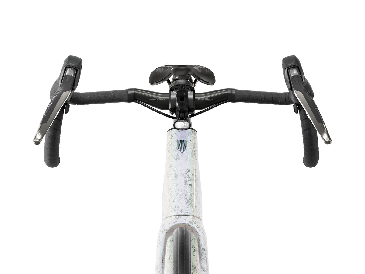 Trek Domane+ SL 9 AXS Gen 5 Mother of Pearl/Silver Marble