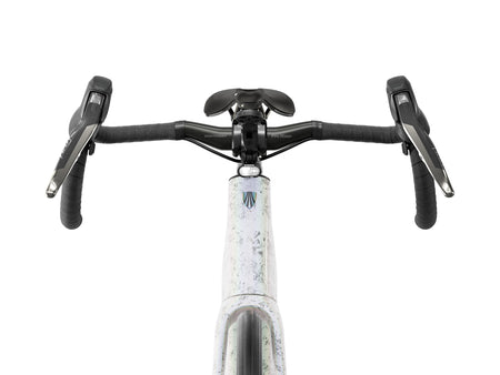 Trek Domane+ SL 9 AXS Gen 5 Mother of Pearl/Silver Marble