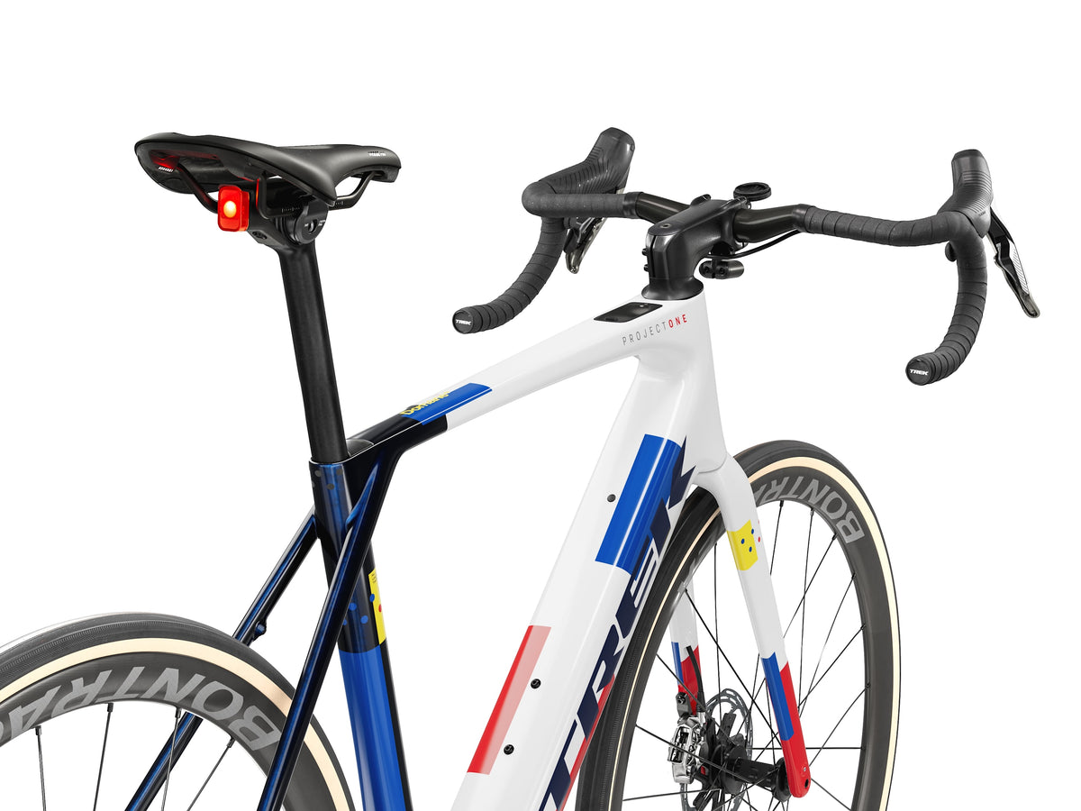 Trek Domane+ SL 9 AXS Gen 5 Navy Smoke/Trek White