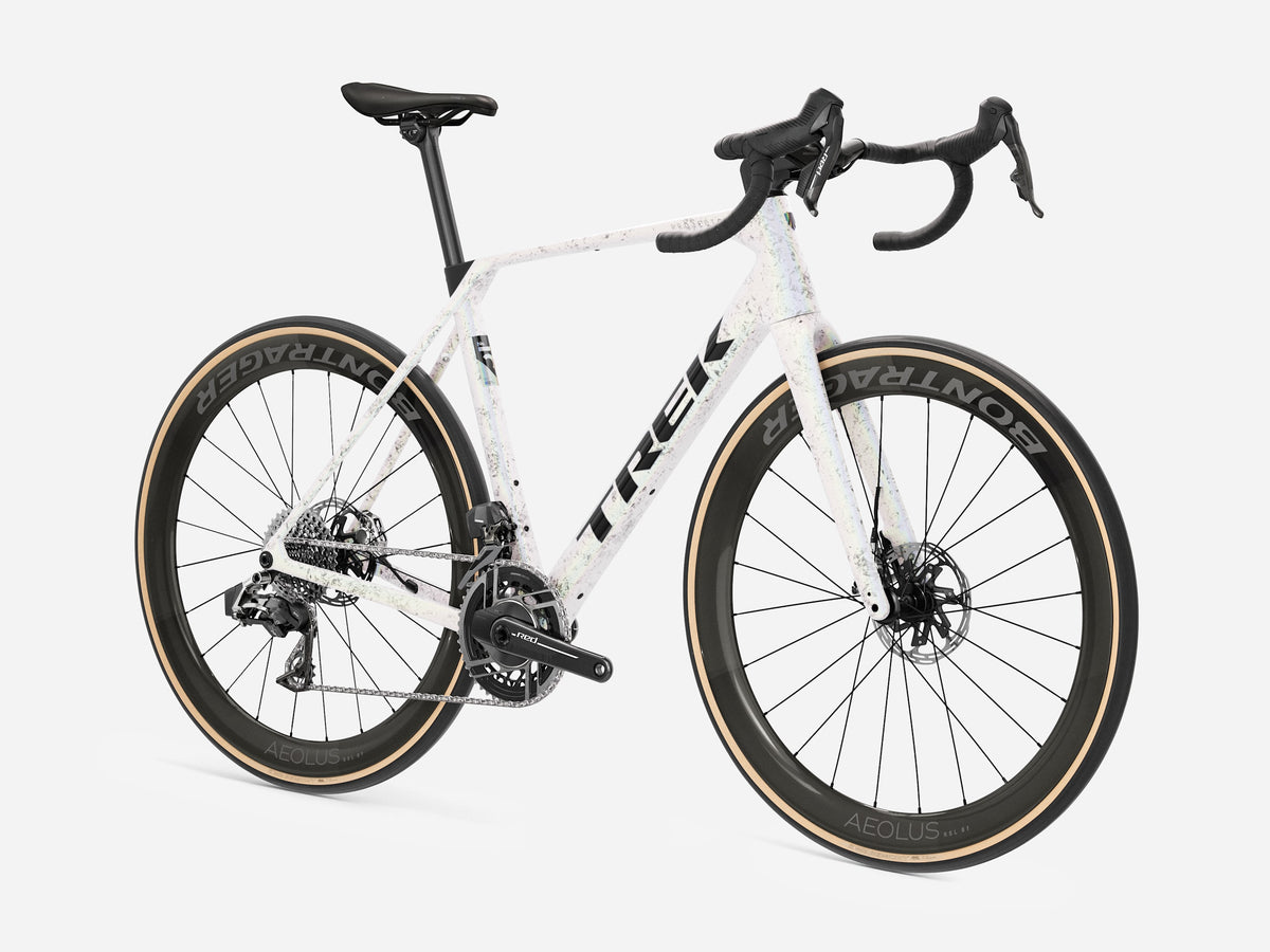 Trek Domane SLR 9 AXS Gen 5 Mother of Pearl/Silver Marble