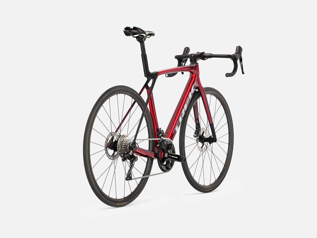 Trek Madone SL 5 Gen 8 Gloss Fury Red/Matte Deep Smoke