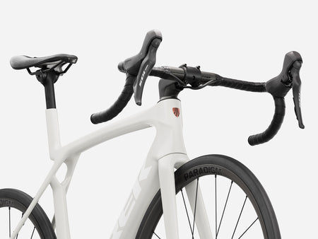 Trek Madone SL 5 Gen 8 Era White
