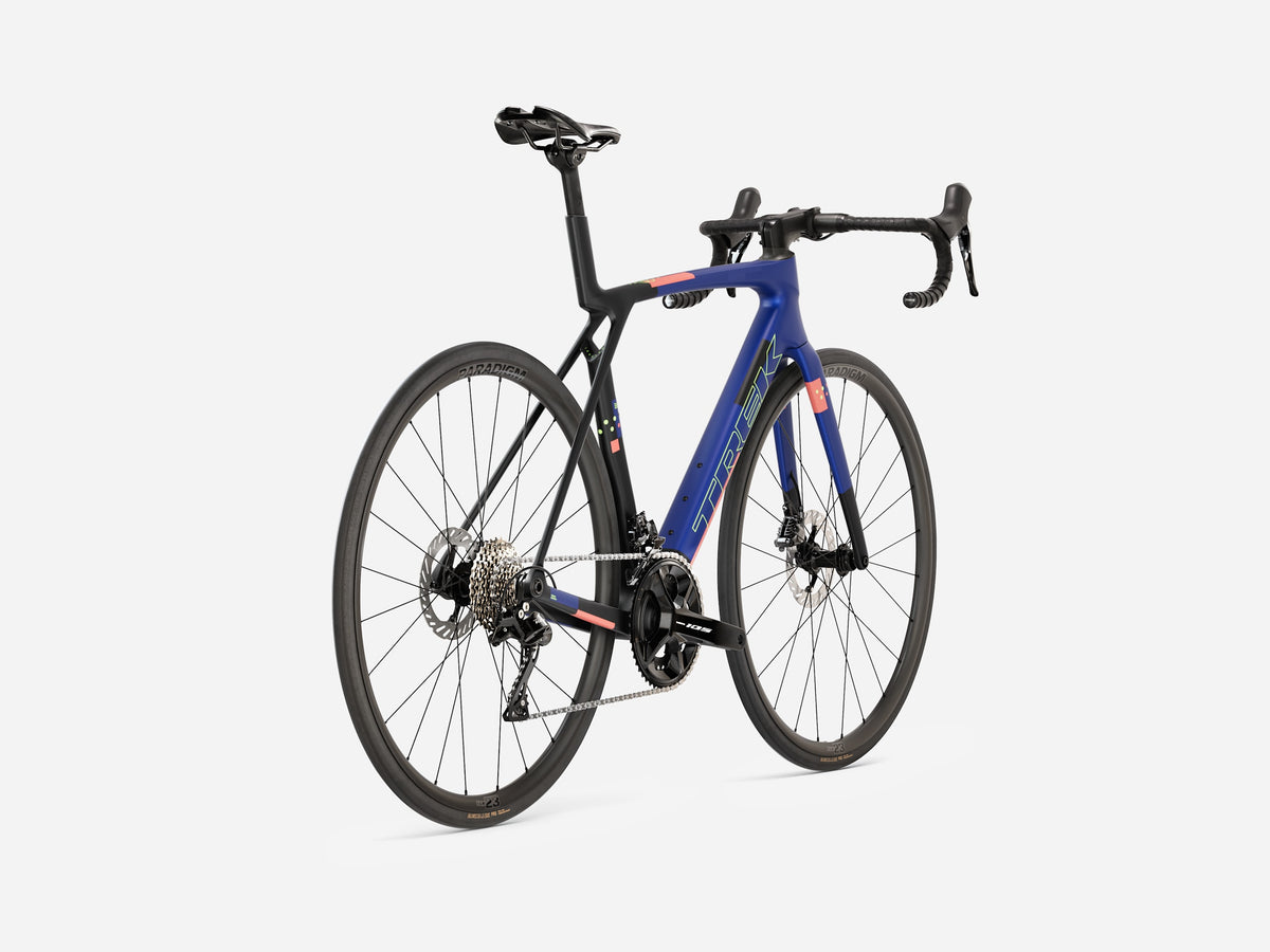 Trek Madone SL 5 Gen 8 Matte Cobalt Blue/Trek Black/Living Coral