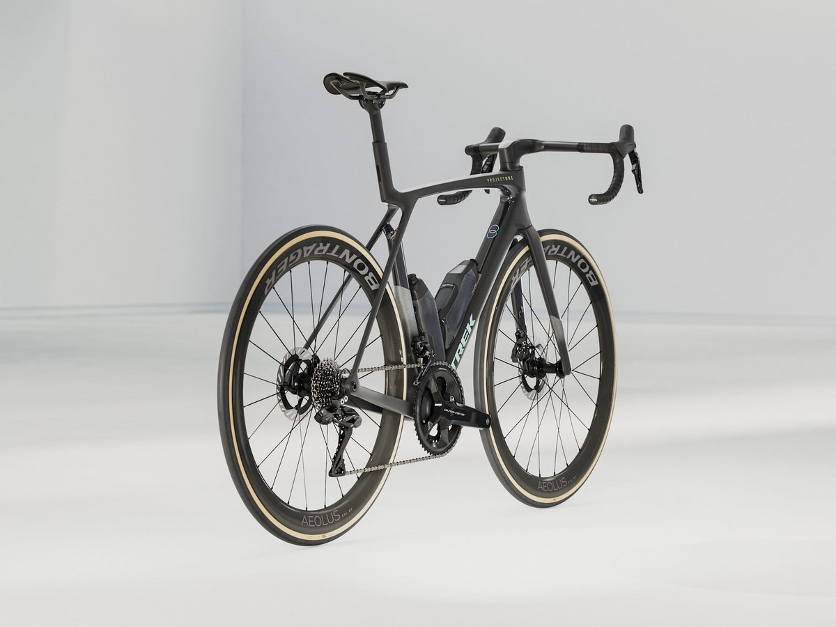 Trek Madone SLR 9 Gen 8 Matte Carbon Smoke/Prismatic Pearl