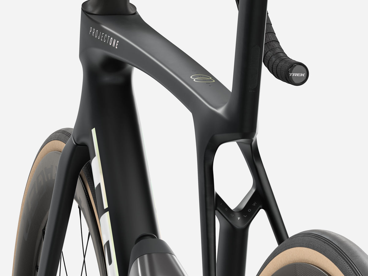 Trek Madone SLR 9 Gen 8 Matte Deep Smoke