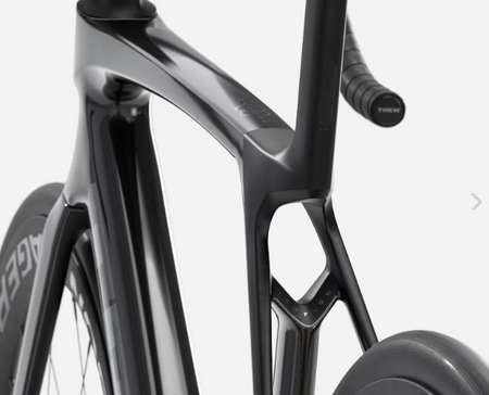 Trek Madone SL 7 Gen 8 Ultegra Di2 - foto 4