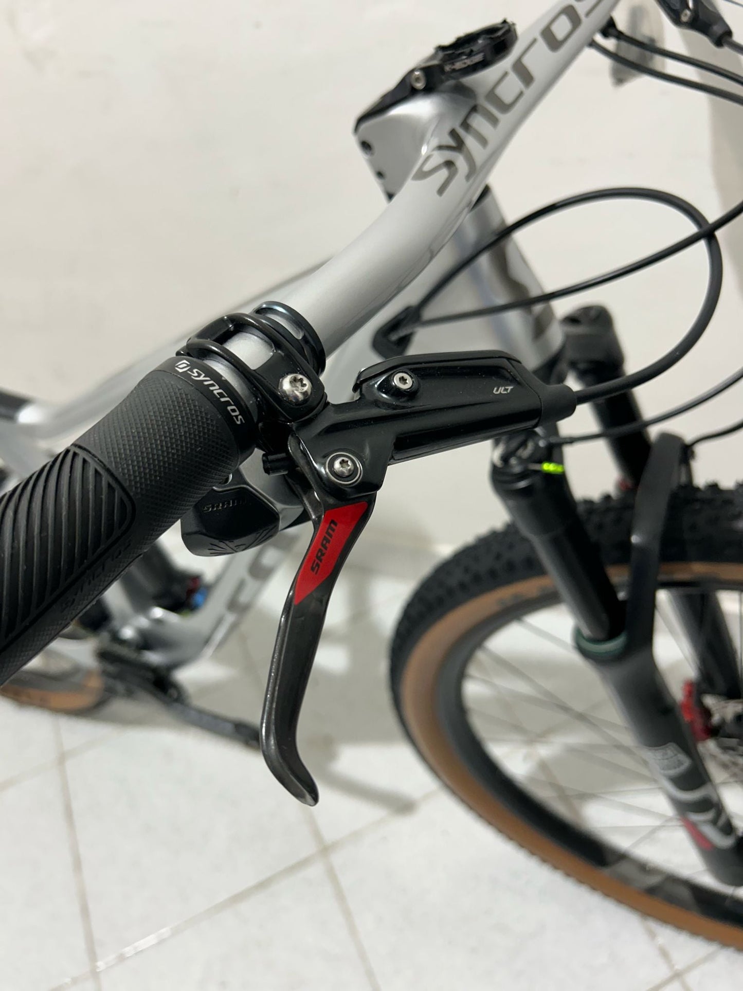 Scott Spark RC Limited Edition "N1NO Schurter" Tamaño M - Usado