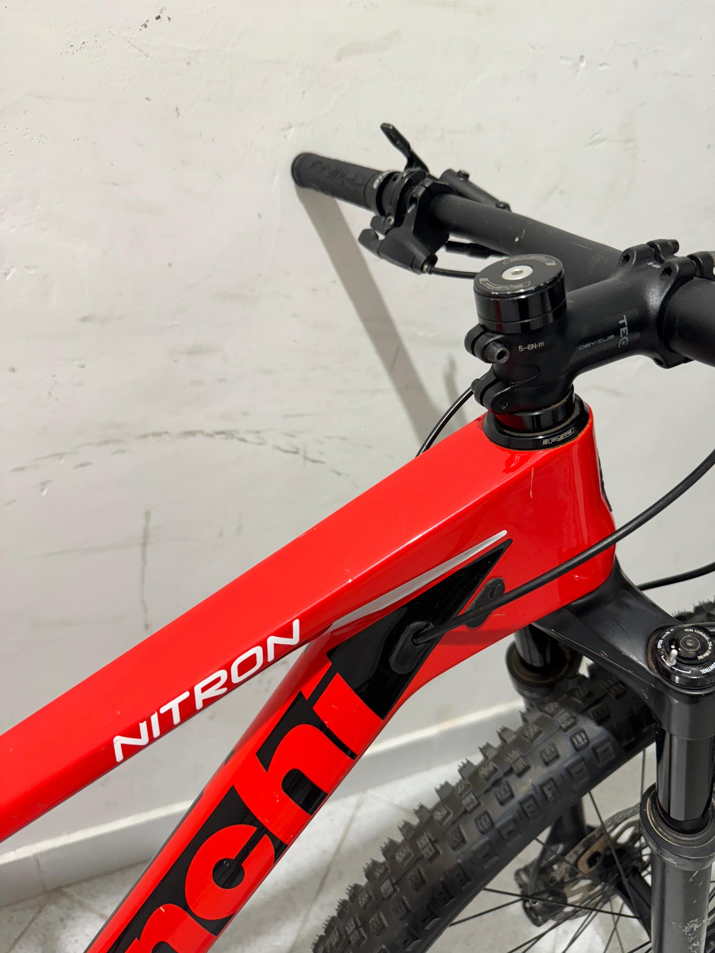 Bianchi nitron 9.4 Veľkosť S - použitá