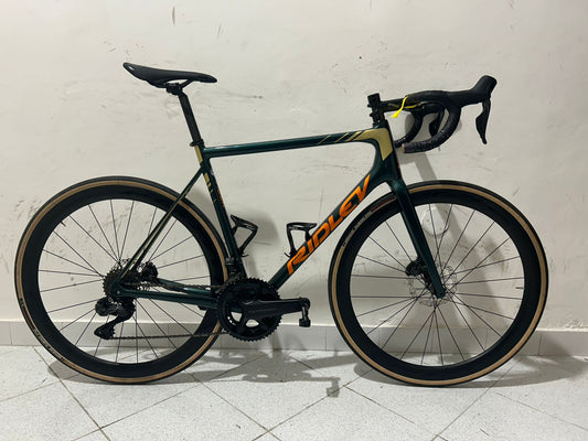 Ridley Helium SLX DISC ULTEGRA OF2 12 Tamaño M - Usado