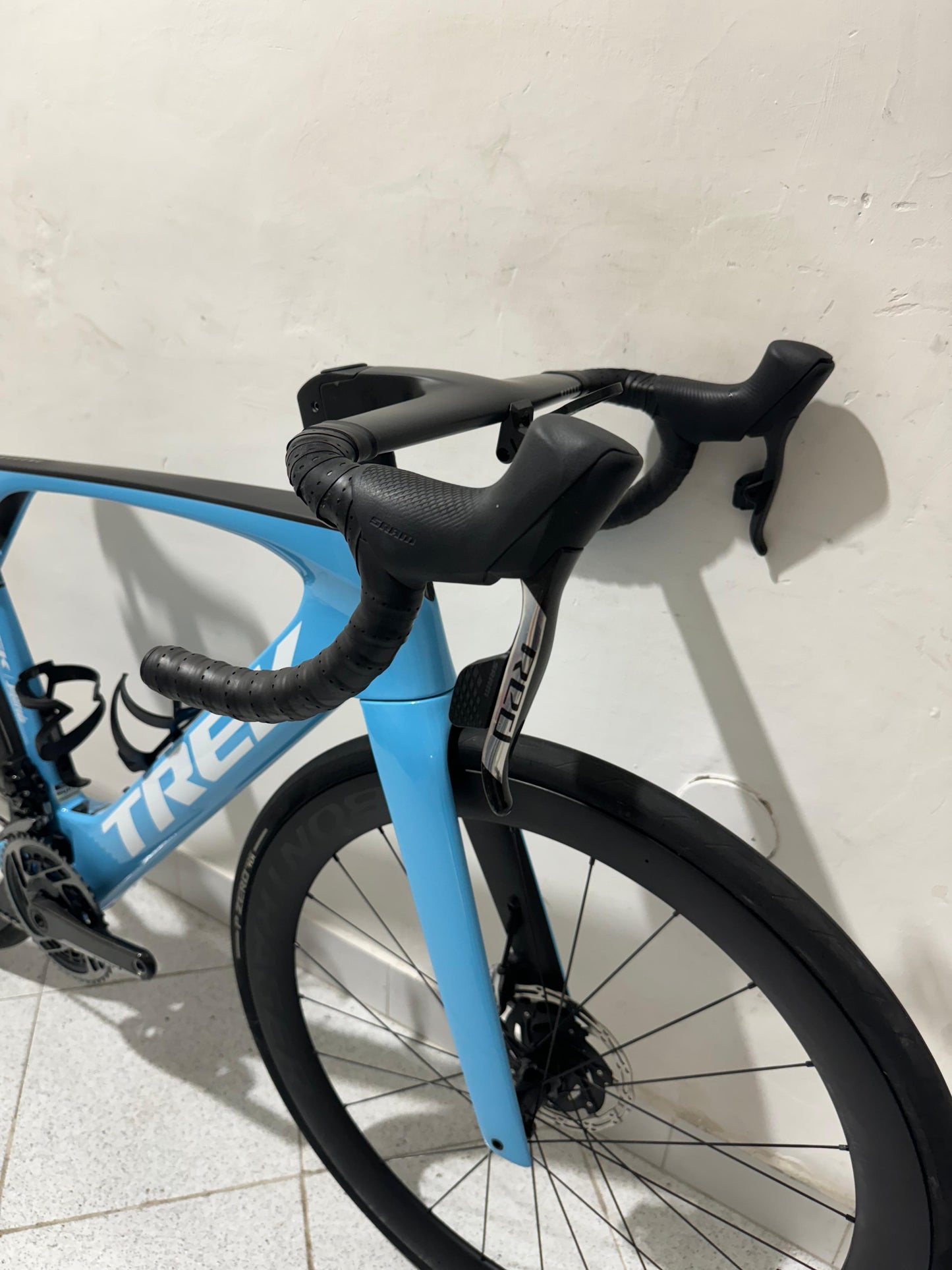 Trek Madone SLR 9 AXS Gen 7 koko 56 - käytetty