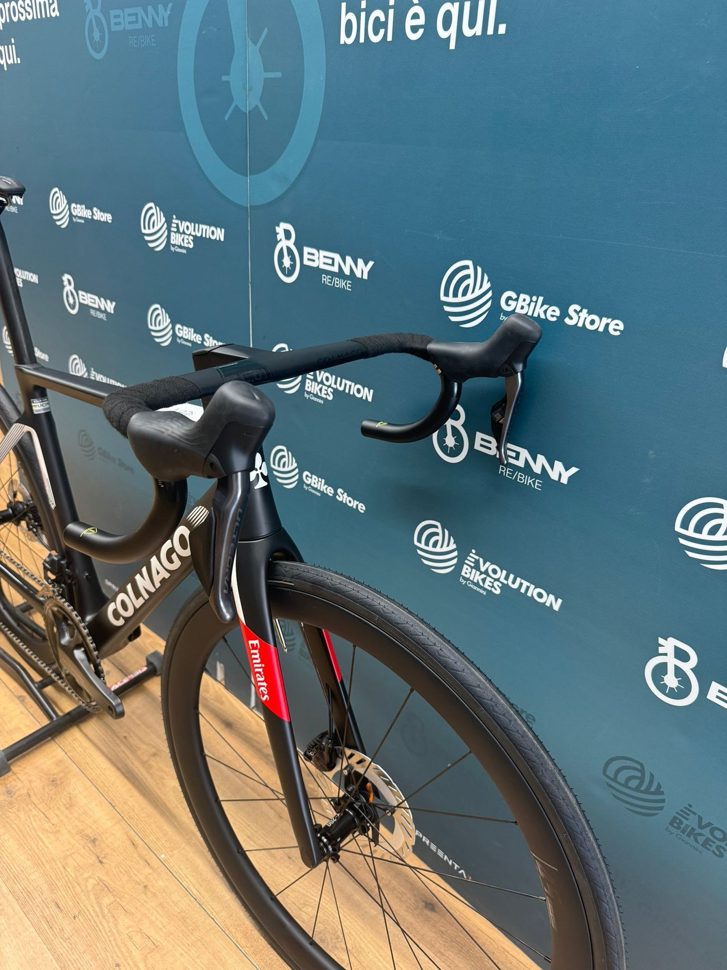 Colnago V4RS VAE Emirates Größe 485 - Demo -Test