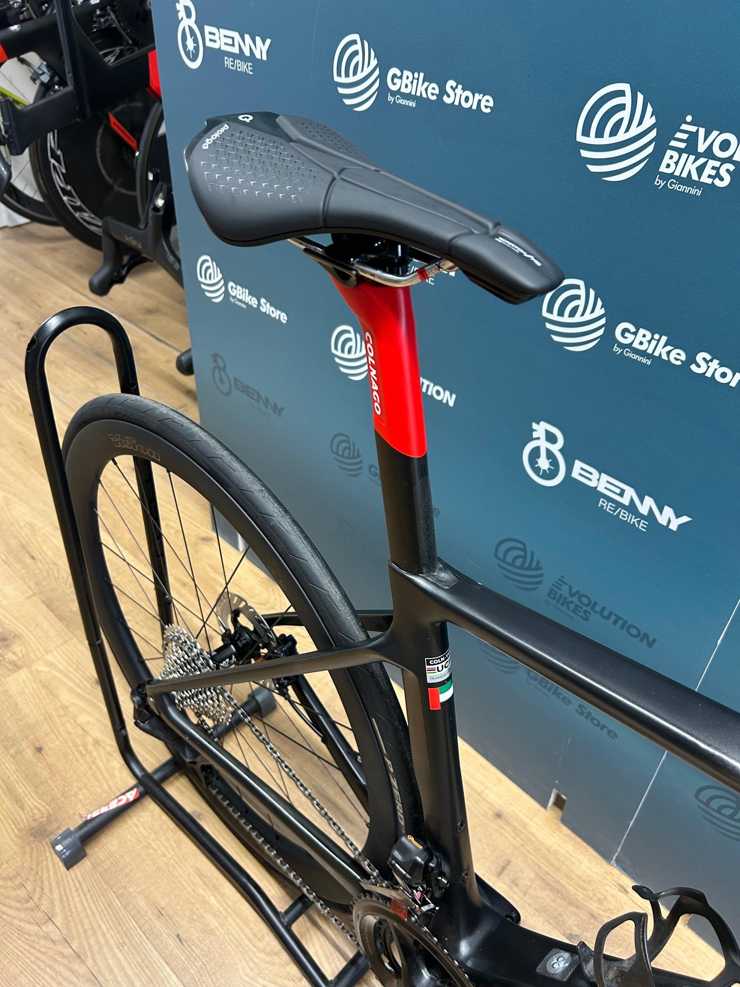 Colnago V4RS VAE Emirates Größe 455 - verwendet