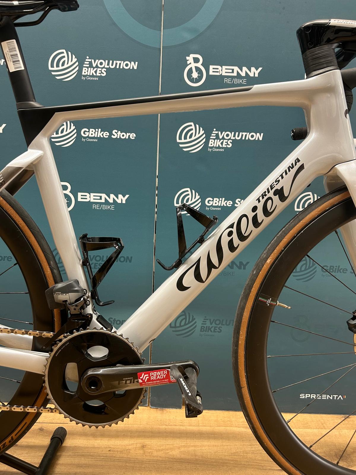 Wilier Rozmiar hybrydowy Rozpruwacza M - Używany