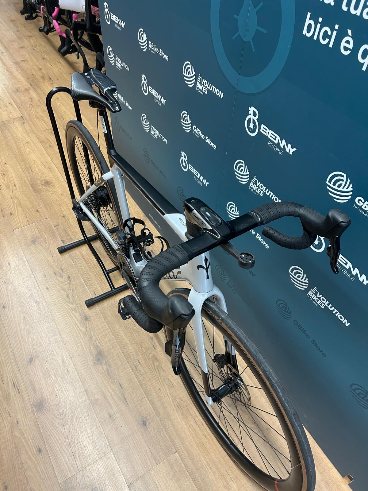 Wilier Rozmiar hybrydowy Rozpruwacza M - Używany