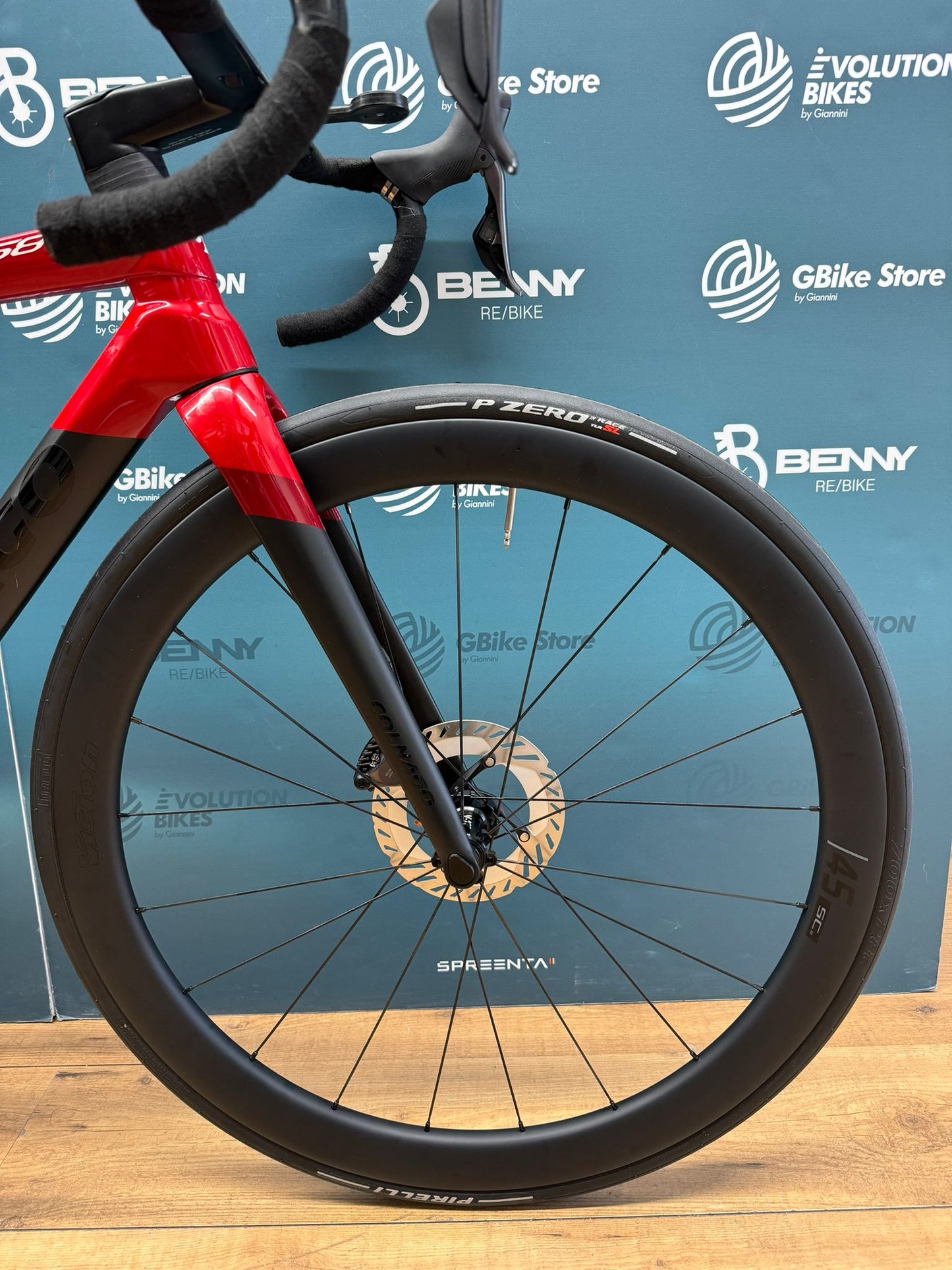 Colnago C68 Straßenscheibe ULTEGRA DI2 12V Größe 45,5 - Gebraucht