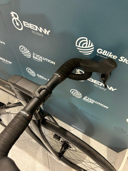 Scott Adicto RC 30 Tamaño M Prueba de demostración