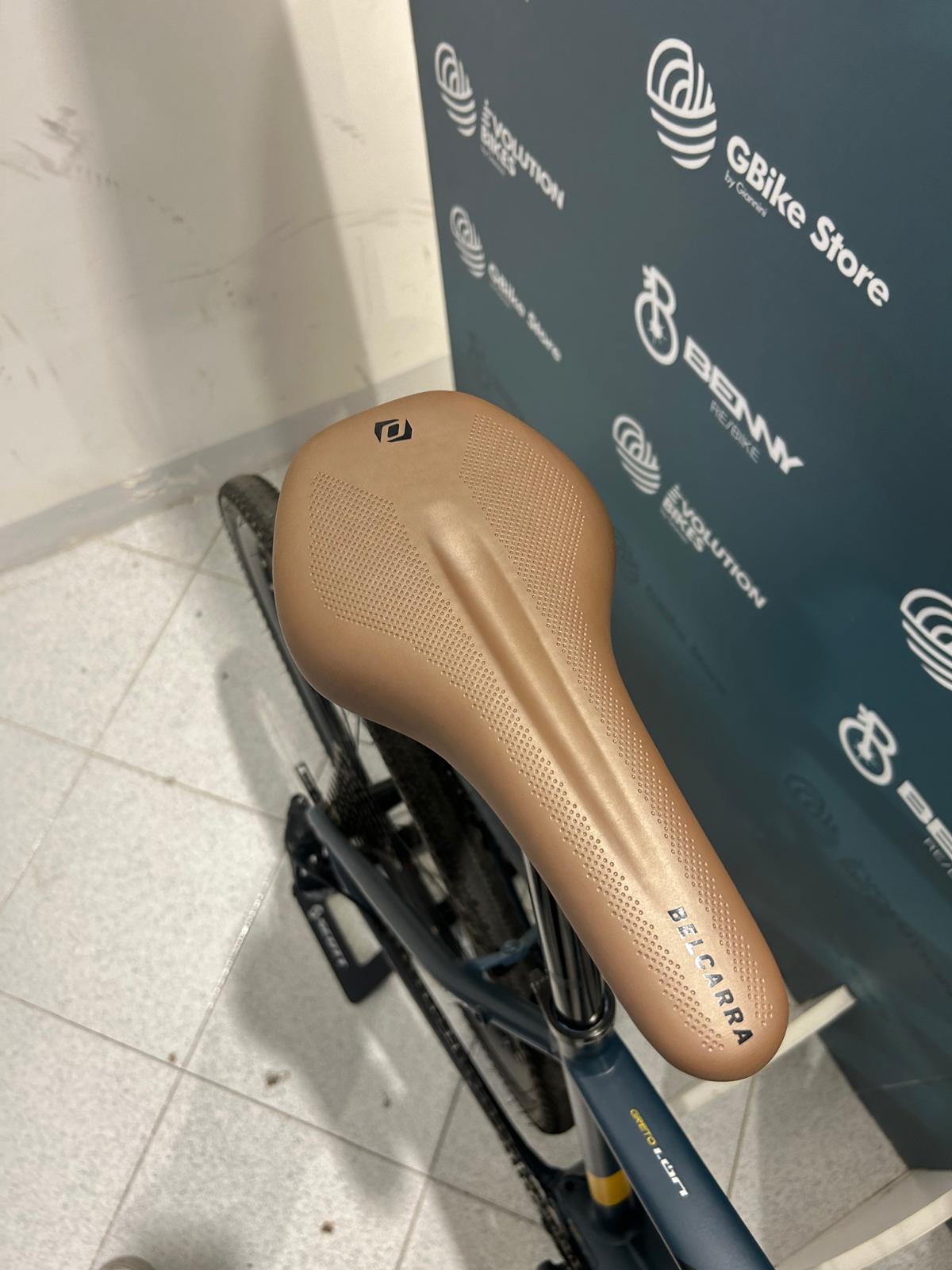 Guerciotti Greto w rozmiarze ON M - Używany