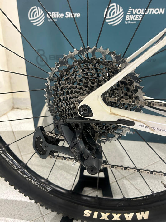 Megamo Usine 29 Taille M - Utilisé