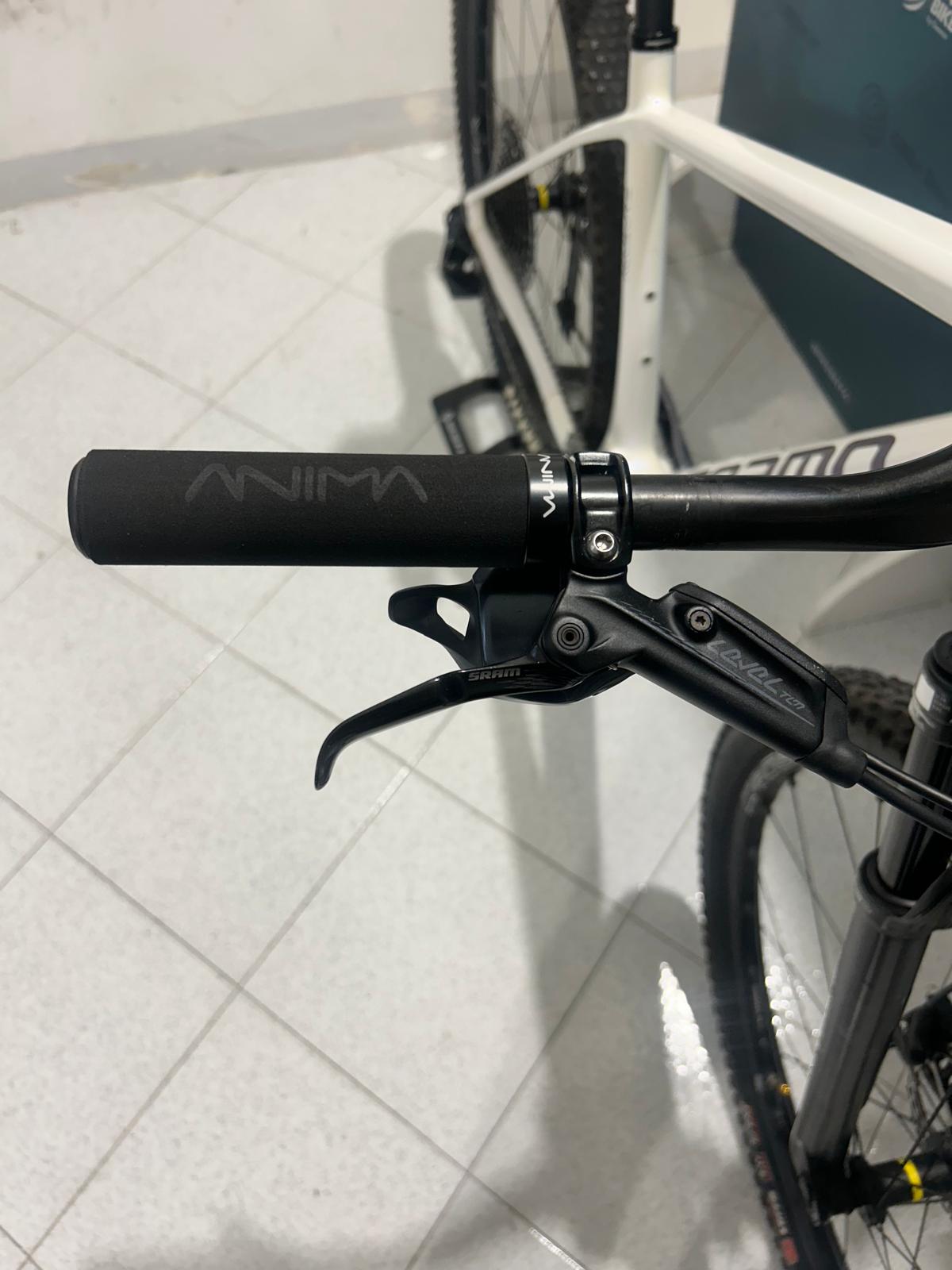 Megamo Usine 29 Taille M - Utilisé