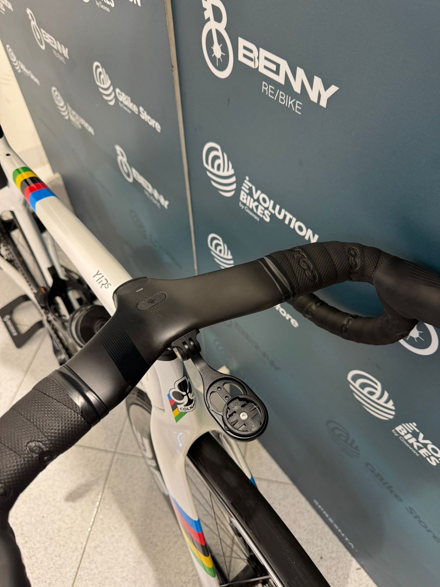 Colnago Y1Rs Dura Ace Di2 Enve SES 4.5 Tamaño XS - Demostraciones