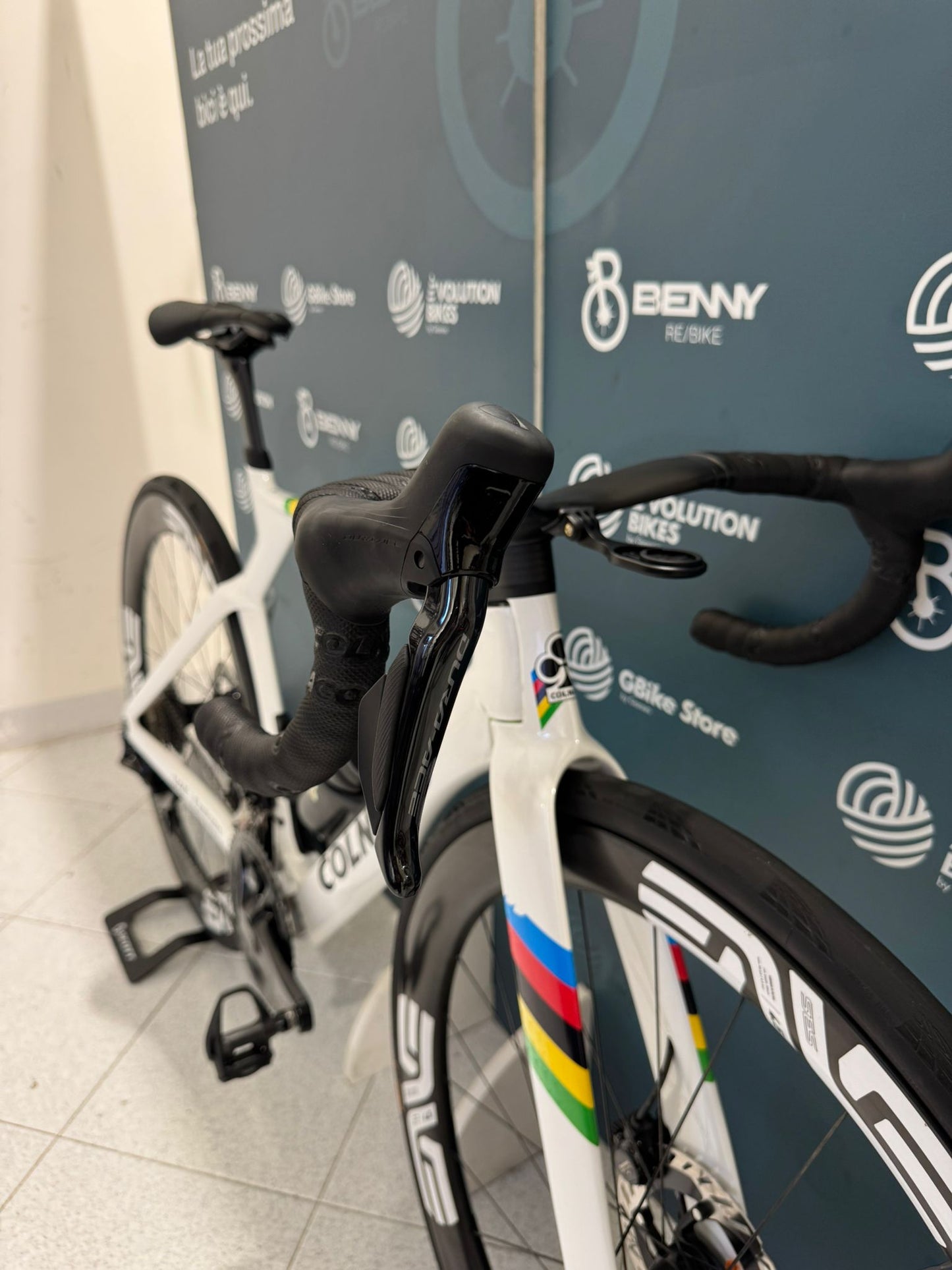 Colnago Y1Rs Dura Ace Di2 Enve SES 4.5 Tamaño XS - Demostraciones