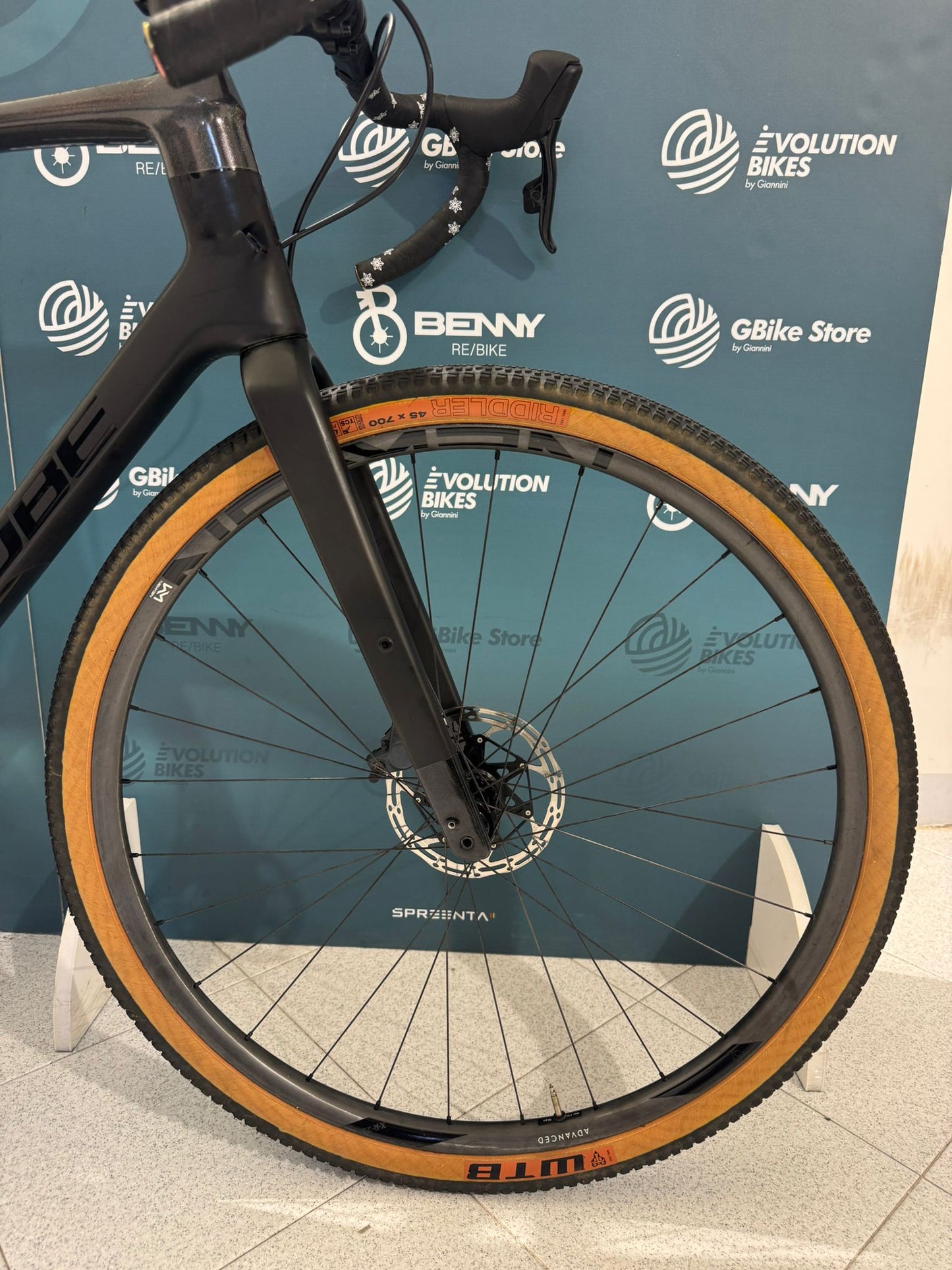 Rozmiar kostki Nuroad żwiru XL - Używany