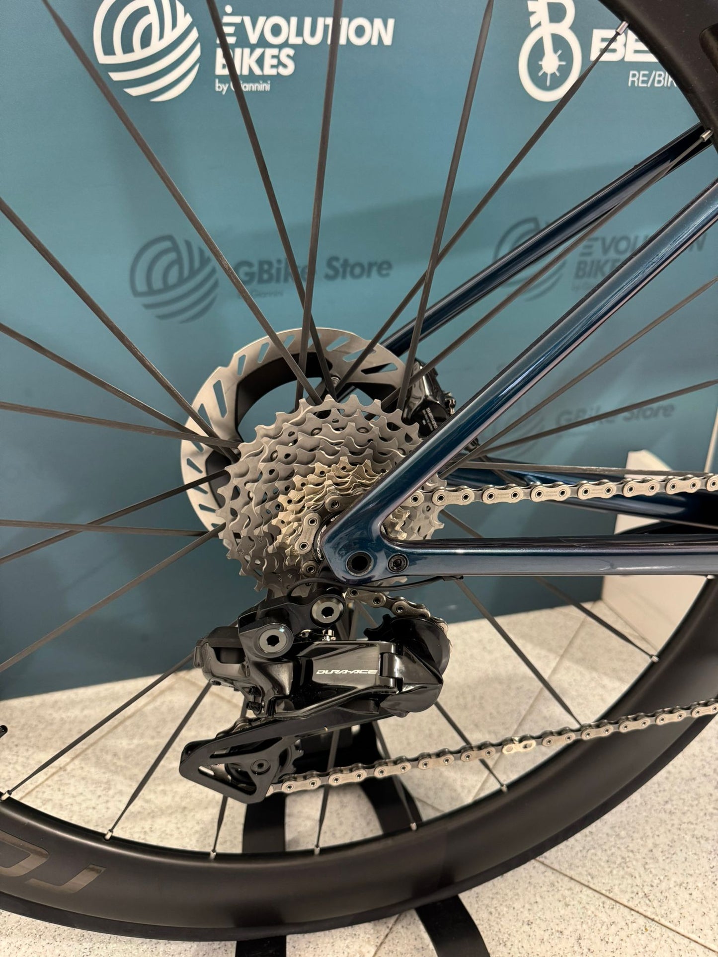 Spécialisé S-Works Tarmac SL8 Dura-Ace Di2 12v Taille 49 - Démo