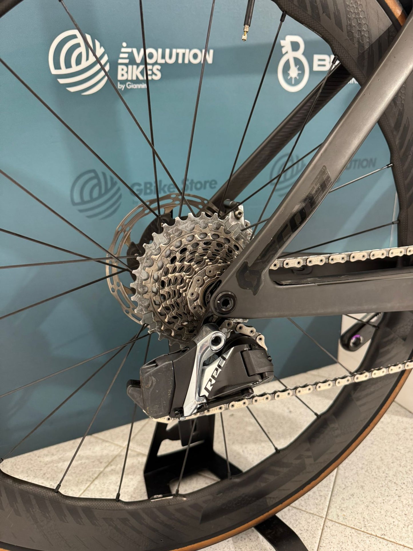 Scott Foil RC Taille Ultime AXS M - Utilisé