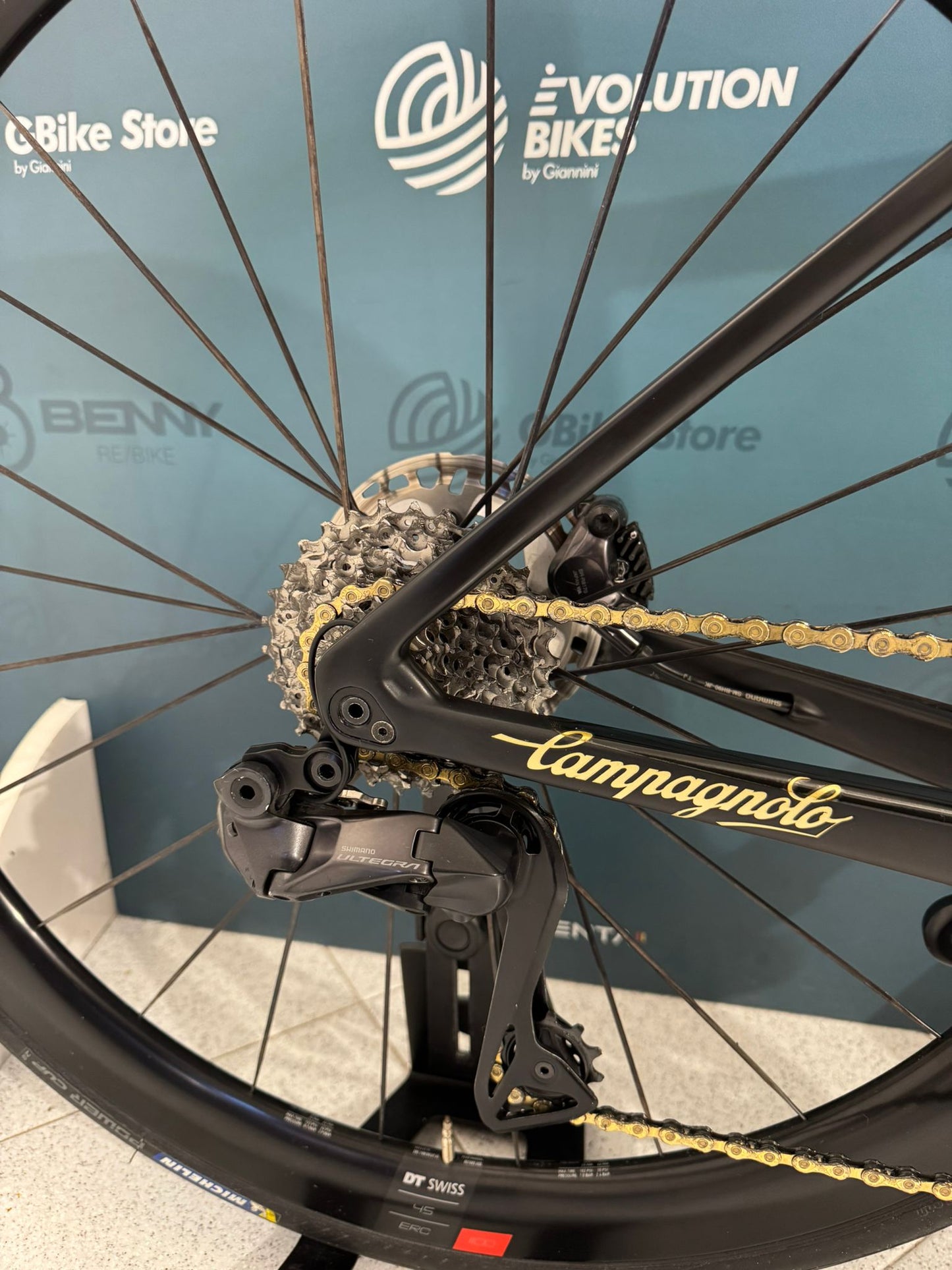 Colnago V3RS UAE Emirates Team Size 45S - Used