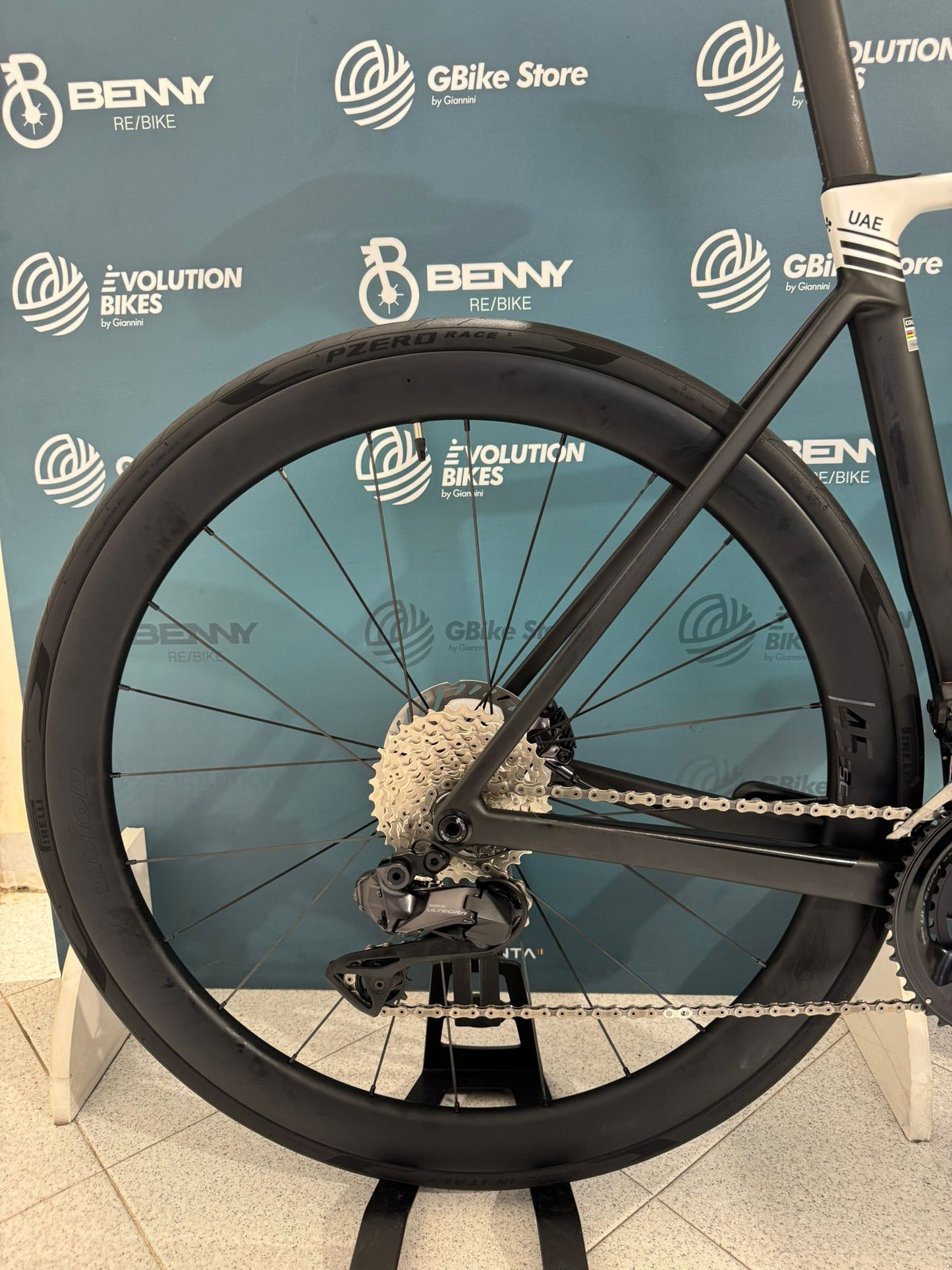 Colnago V5RS Ultegra Di2 R8170 SC45 Size 510 - Demos