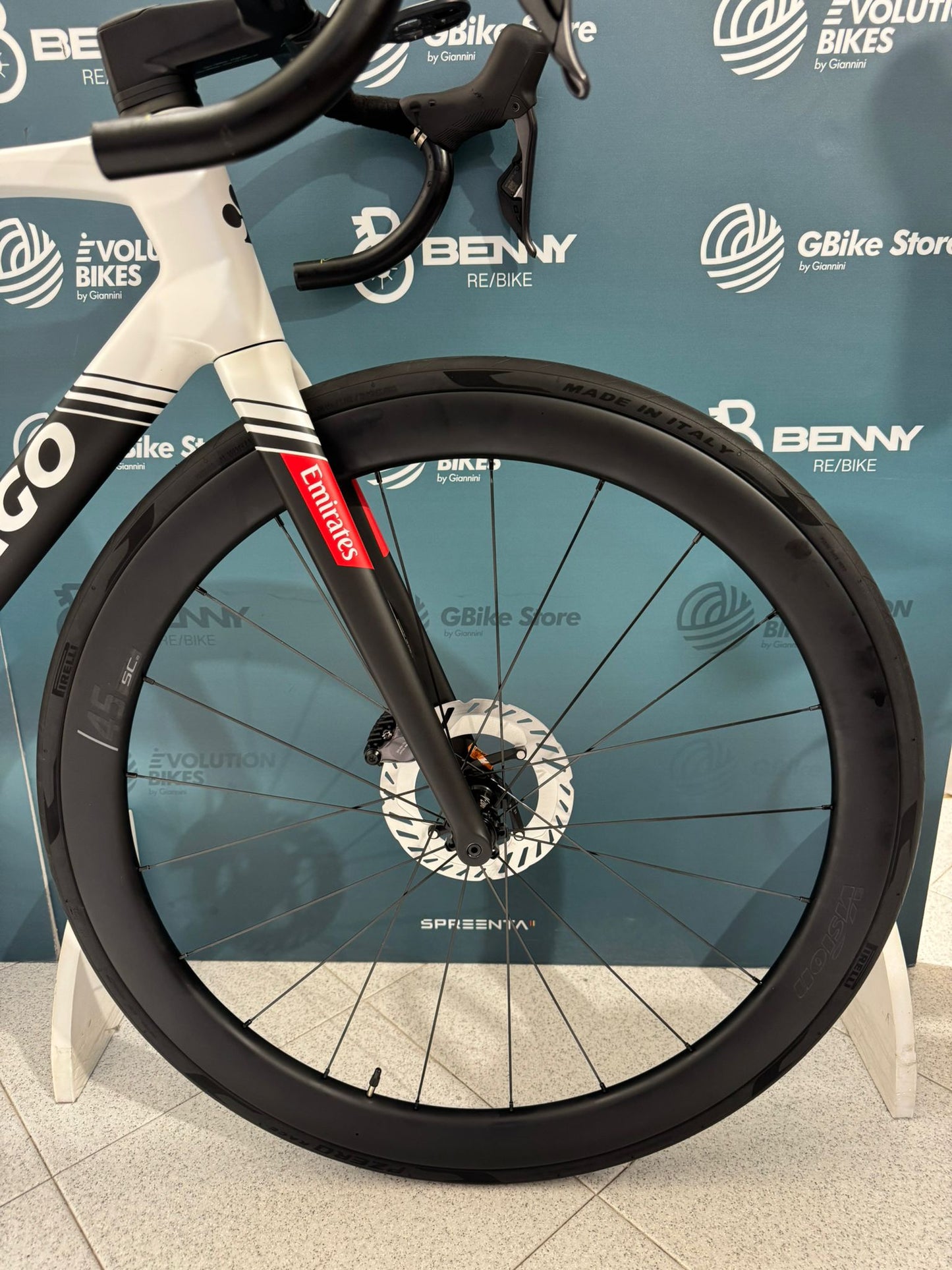 Colnago V5RS Ultegra Di2 R8170 SC45 Size 510 - Demos