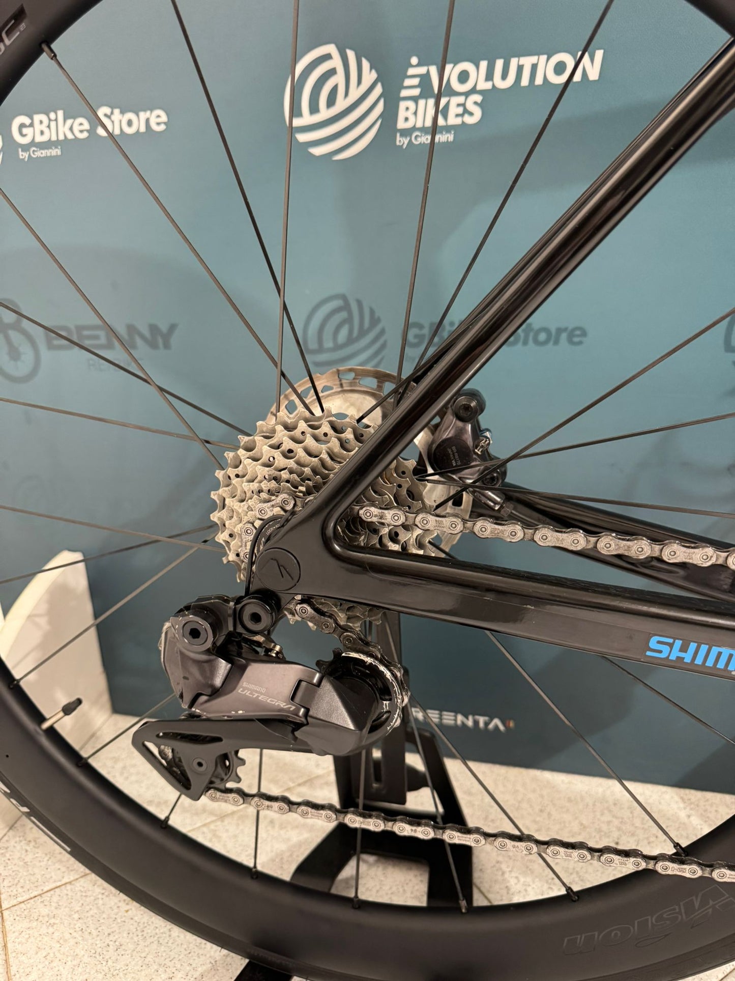 Canyon Ultimate CF SL 8 Aero Tamaño S - Usado