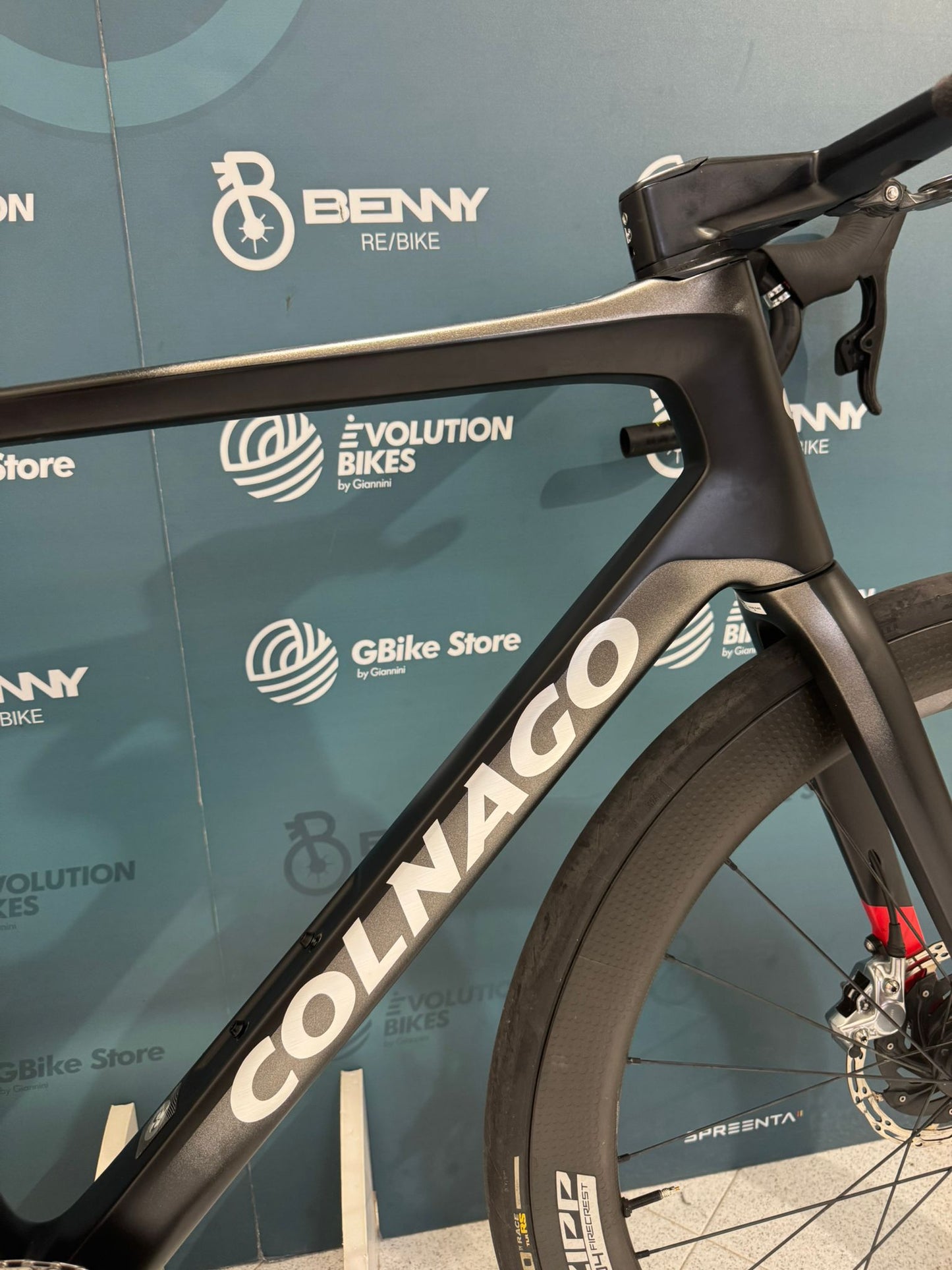 Colnago V4Rs AXS UAE Emirates Größe 510 – Gebraucht