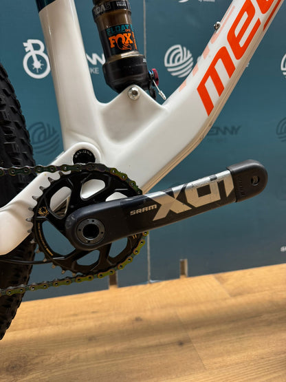 Megamo Track XX1 Size M - Used