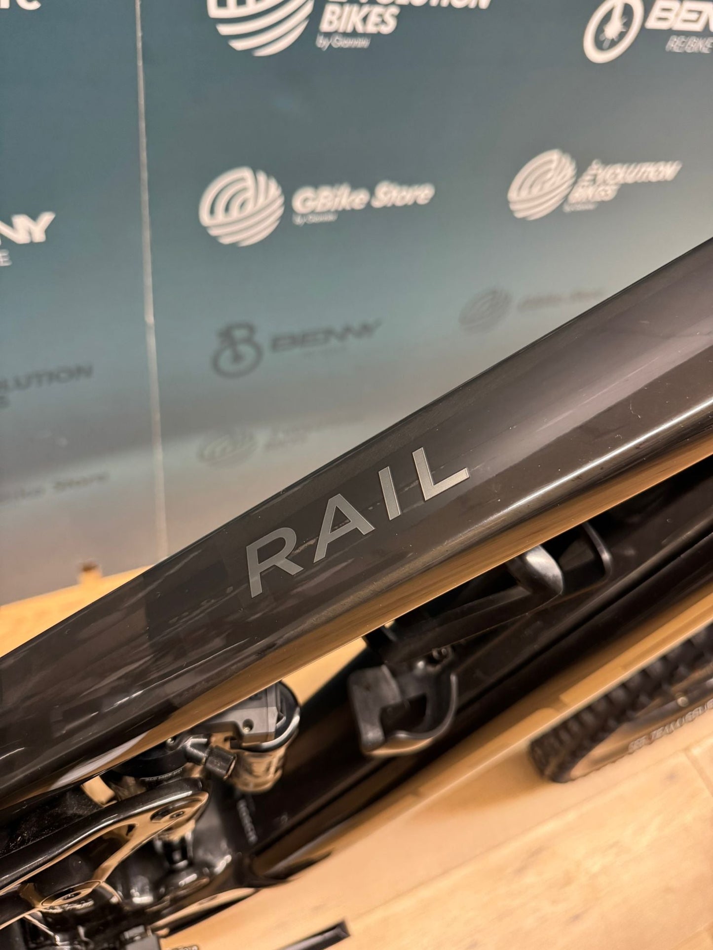 Trek Schiene 9,9 x 0 AXS Größe M - Gebraucht