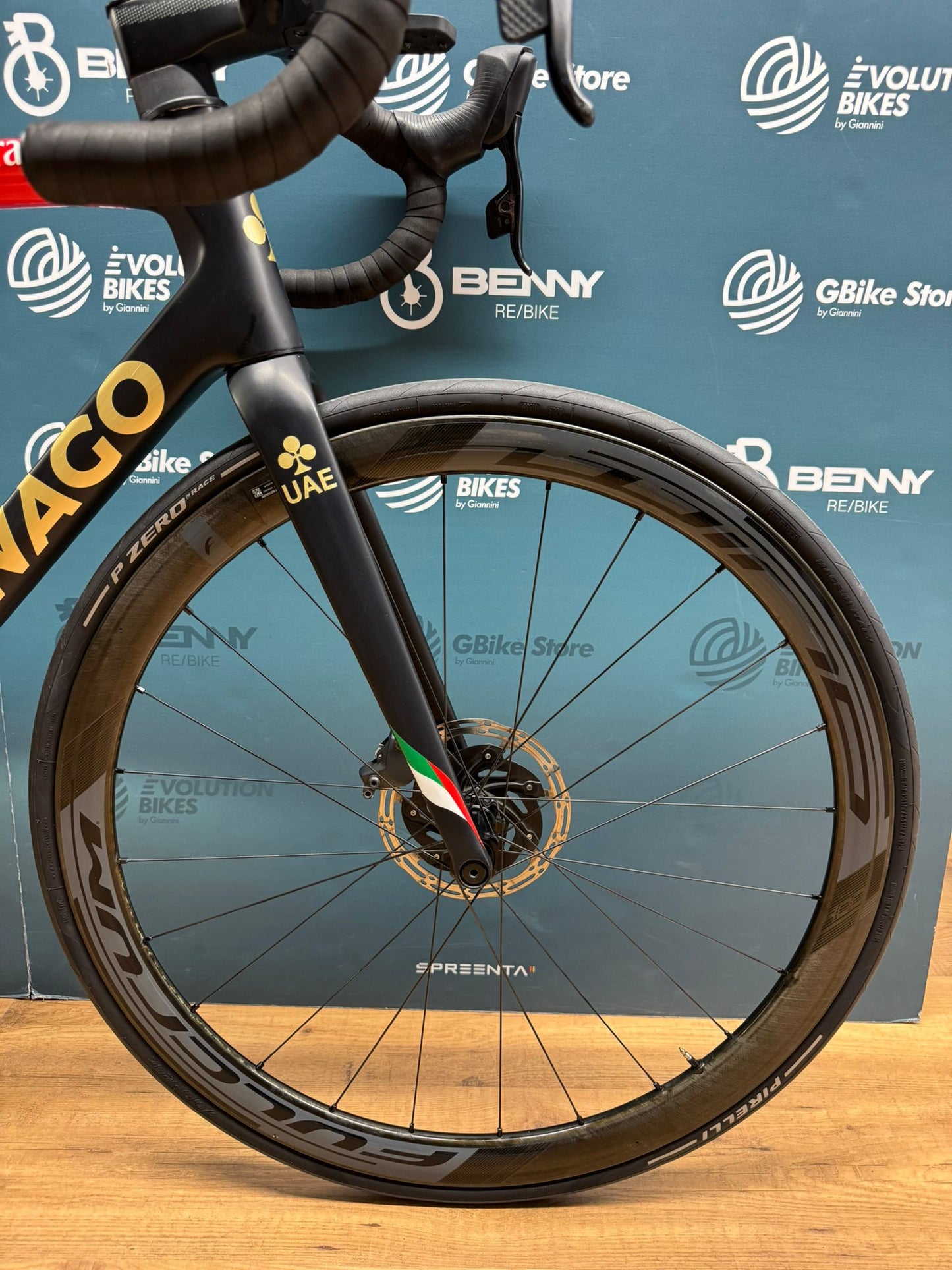 Colnago V3Rs UAE AXS Tamaño 52S - Usado