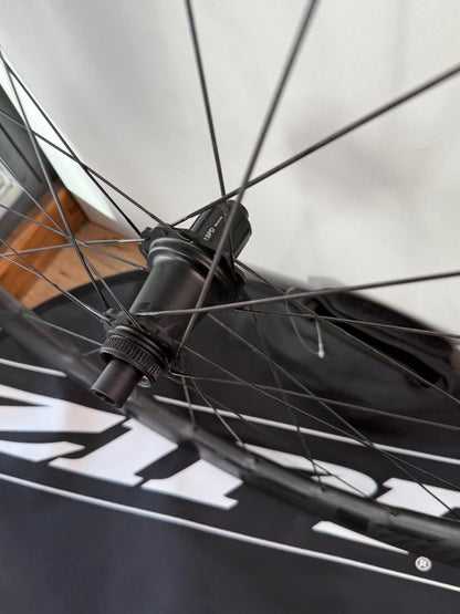 Zipp 353 NSW Hookless Wheels – DEMO