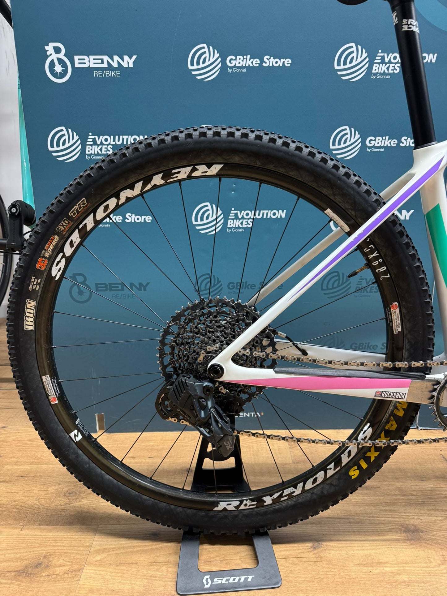 Tamaño Canyon Exceed GX AXS S - Usado