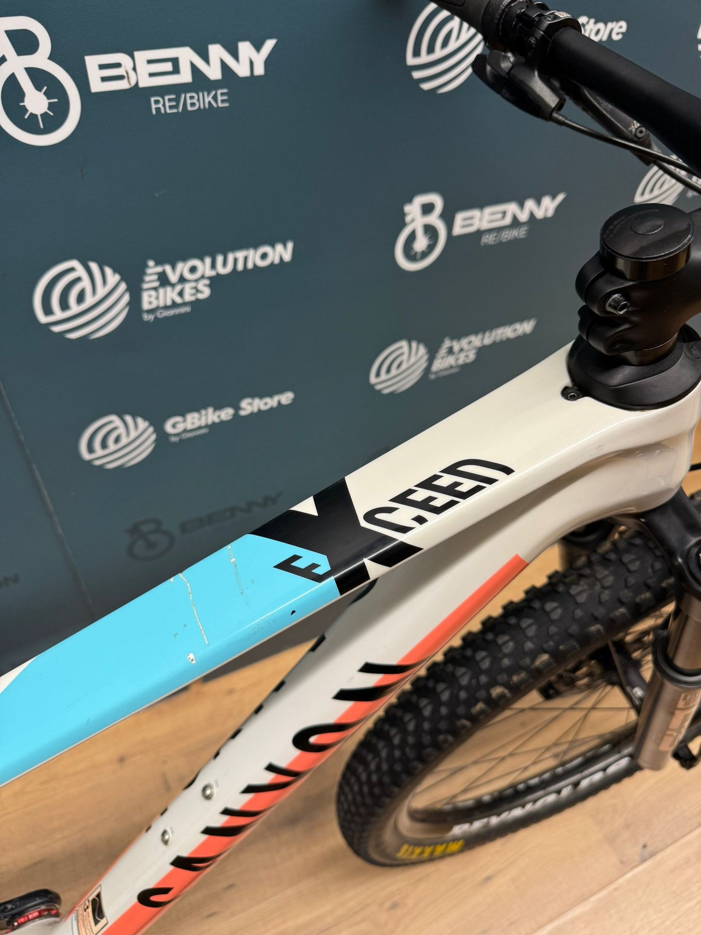 Tamaño Canyon Exceed GX AXS S - Usado