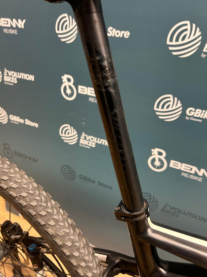 Tamaño de élite épico especializado M - Usado